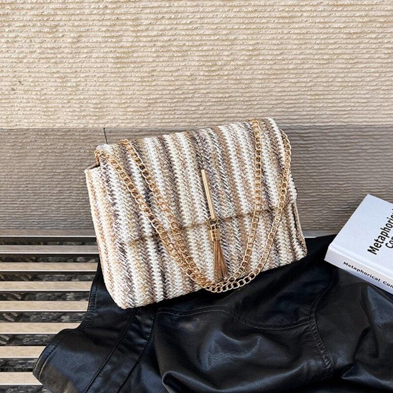 Valérie - pochette élégante chic et compacte