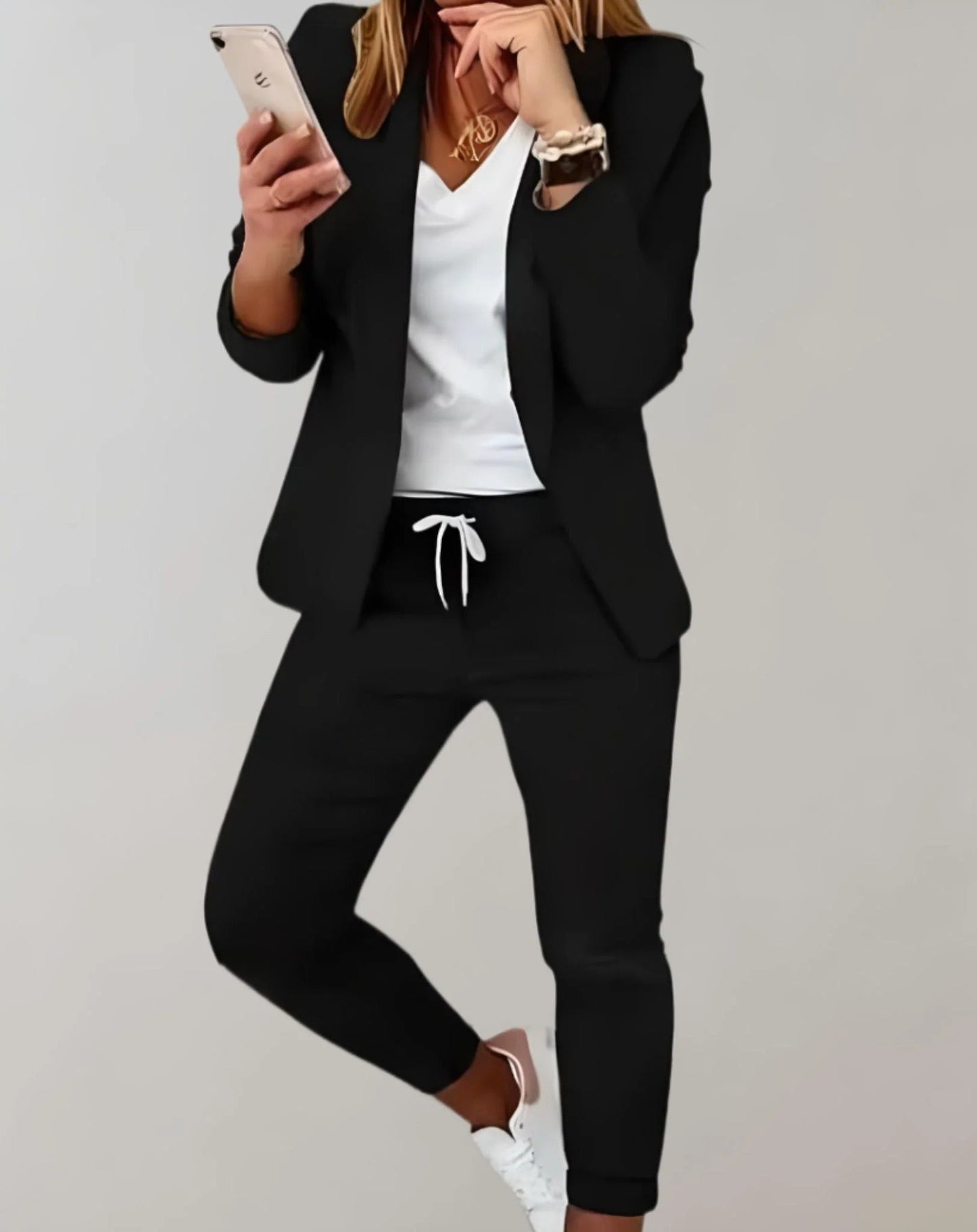 Ensemble élégant blazer et pantalon pour femme - Roderika