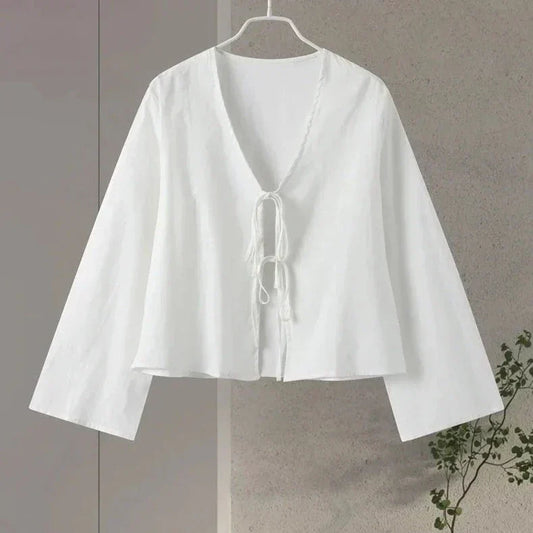 Chemise en lin à lacets