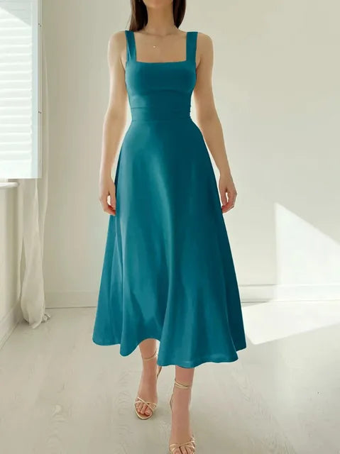 Robe trapèze - décolleté élégant et ajustée